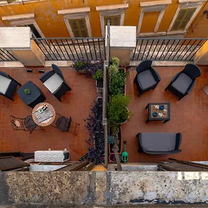 https://tiberina-rooftop-trastevere.it-romehotels.com